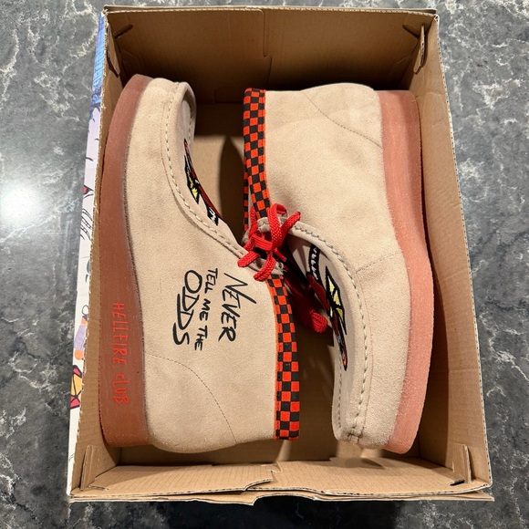 Clarks Stranger Things x Wallabee Evo 'Hellfire Club' - Picture 15 of 15